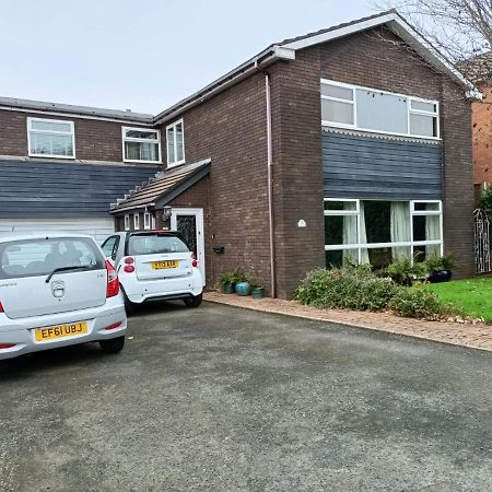 Hotel 5 Ravenhurst Drive Walsall Exteriör bild